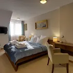 Guest house Nad Wodospadem & Wellness Jagniatkow Przesieka