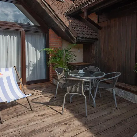 Nad Wodospadem & Wellness Jagniatkow Guest house 4*