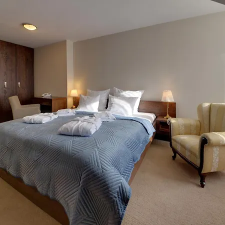 Nad Wodospadem & Wellness Jagniatkow 4* Przesieka