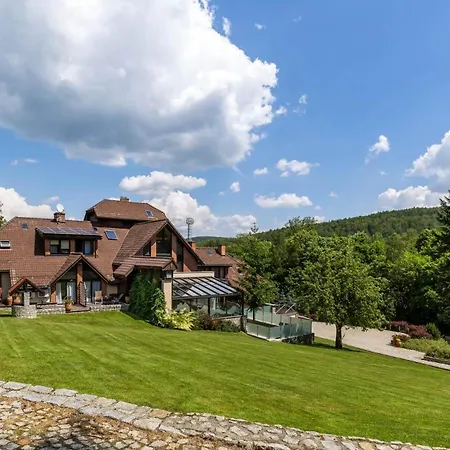 Nad Wodospadem & Wellness Jagniatkow Guest house 4*
