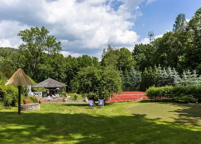 Nad Wodospadem Spa&wellness Kolo Szklarskiej Poreby Maison d'hôtes 4*